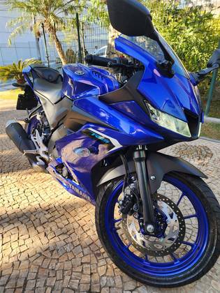 YAMAHA YZF R15 